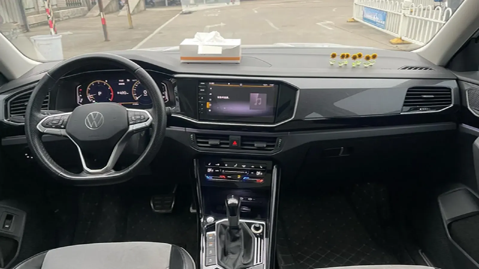 2020 Volkswagen Tayron X 2.0T 186HP L4 7DCT,autocango,china used car exporter,china ev exporter,chinese used car exporter,chinese used ev exporter