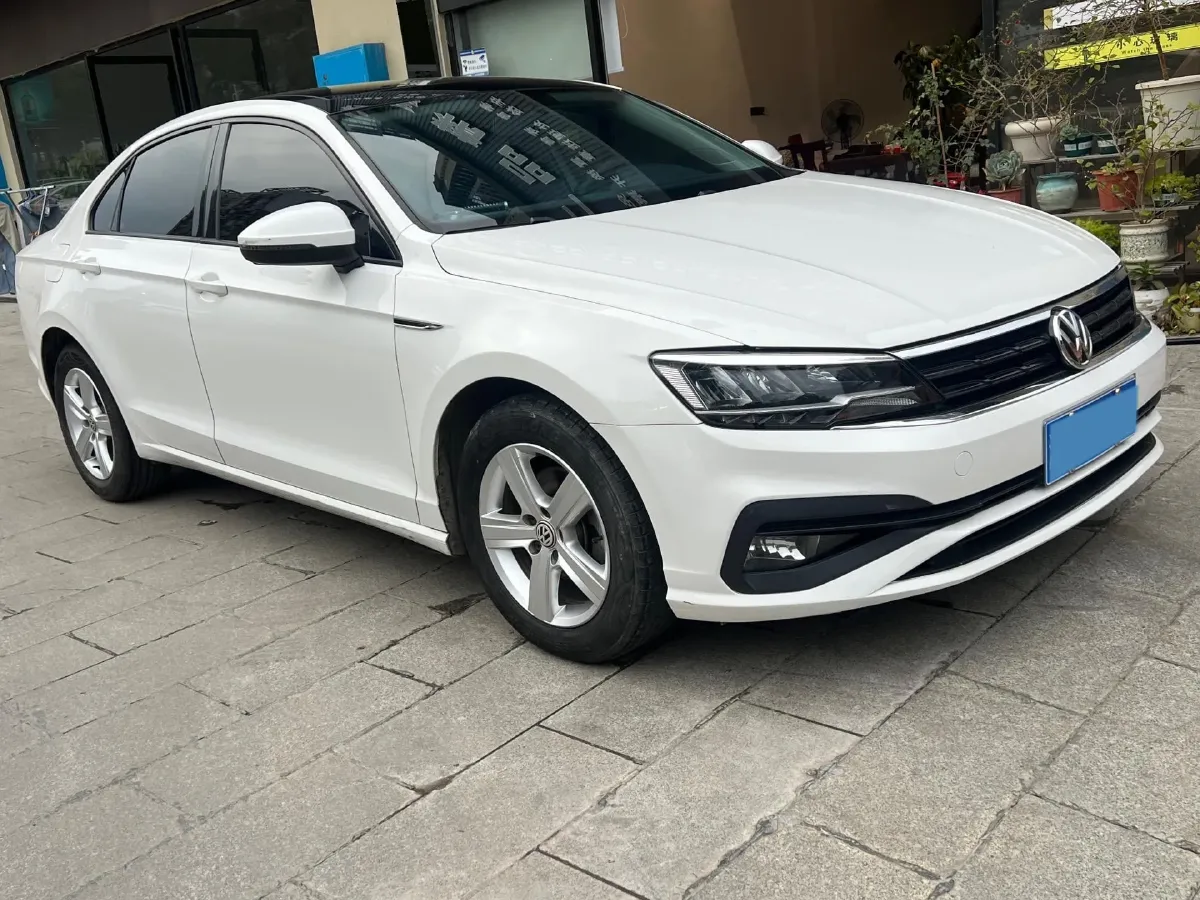 2019 Volkswagen T-Cross 1.4T 150HP L4 7DCT,autocango,china used car exporter,china ev exporter,chinese used car exporter,chinese used ev exporter