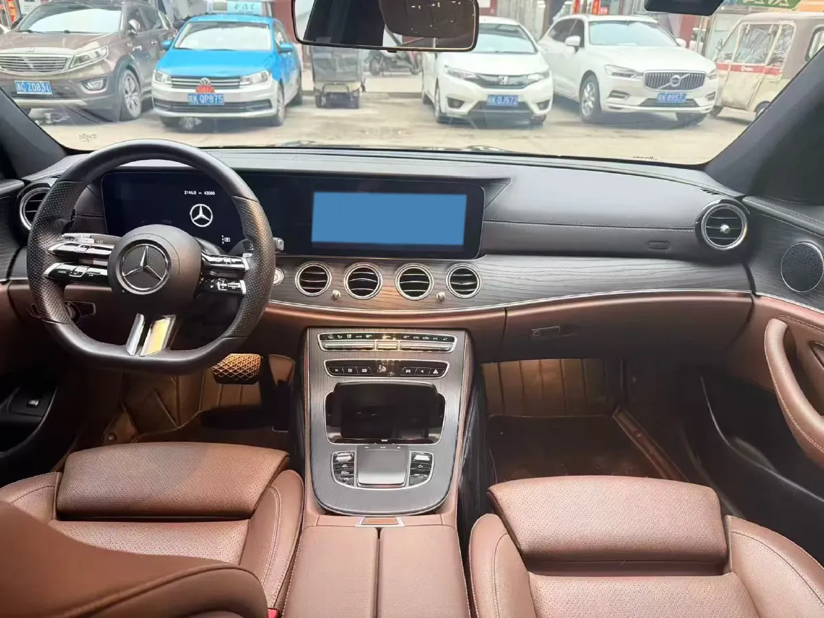 2022 Mercedes-Benz E Class 2.0T 197HP L4 9AT,autocango,china used car exporter,china ev exporter,chinese used car exporter,chinese used ev exporter