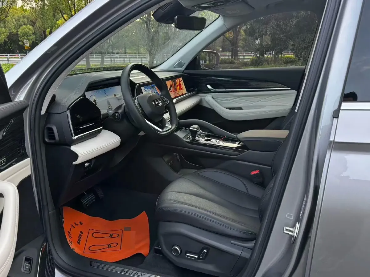 2023 Geely Monjaro 2.0T 238HP L4 8AT,autocango,china used car exporter,china ev exporter,chinese used car exporter,chinese used ev exporter