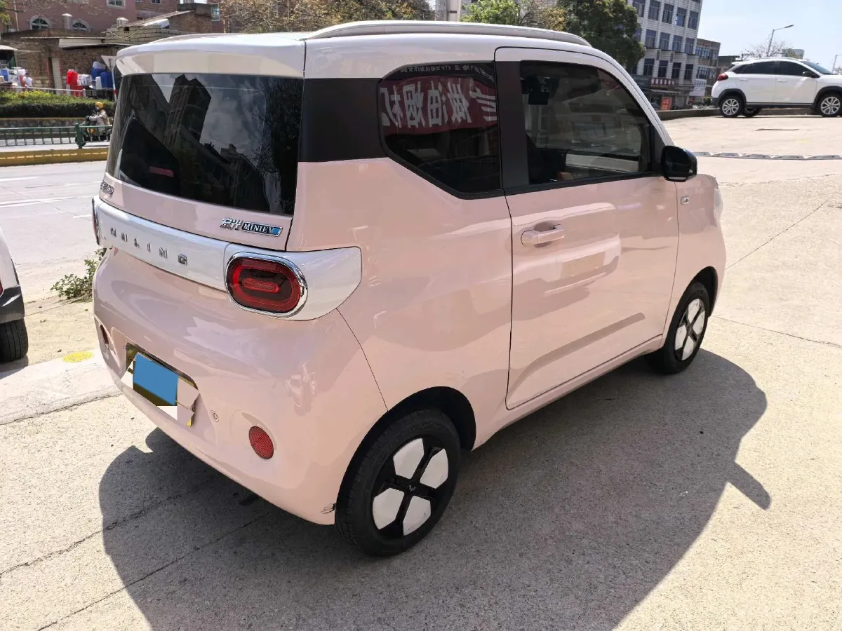 2024 WuLing HongGuang MINI EV BEV 17.3KWH,autocango,china used car exporter,china ev exporter,chinese used car exporter,chinese used ev exporter