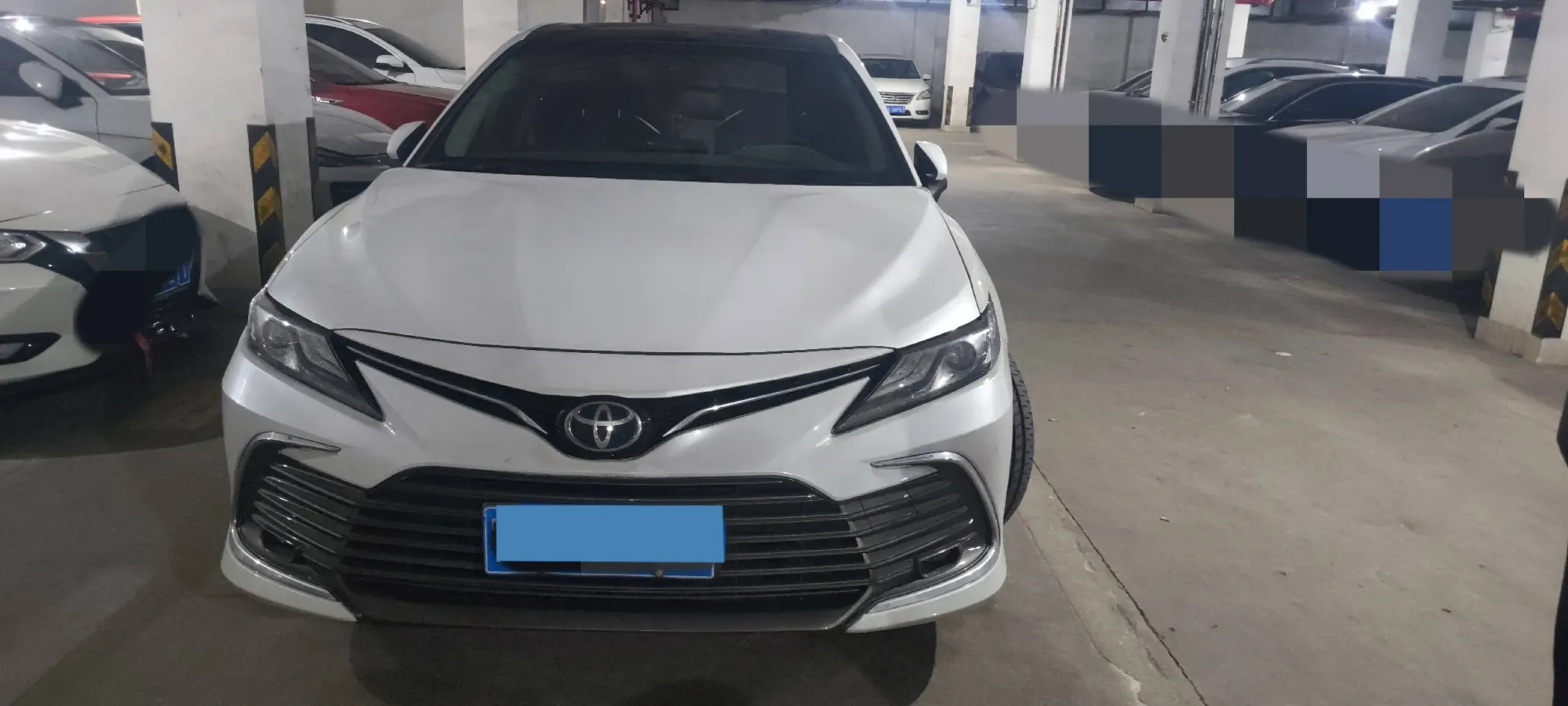 2021 Toyota Camry 2.5L 209HP L4 8AT,autocango,china used car exporter,china ev exporter,chinese used car exporter,chinese used ev exporter