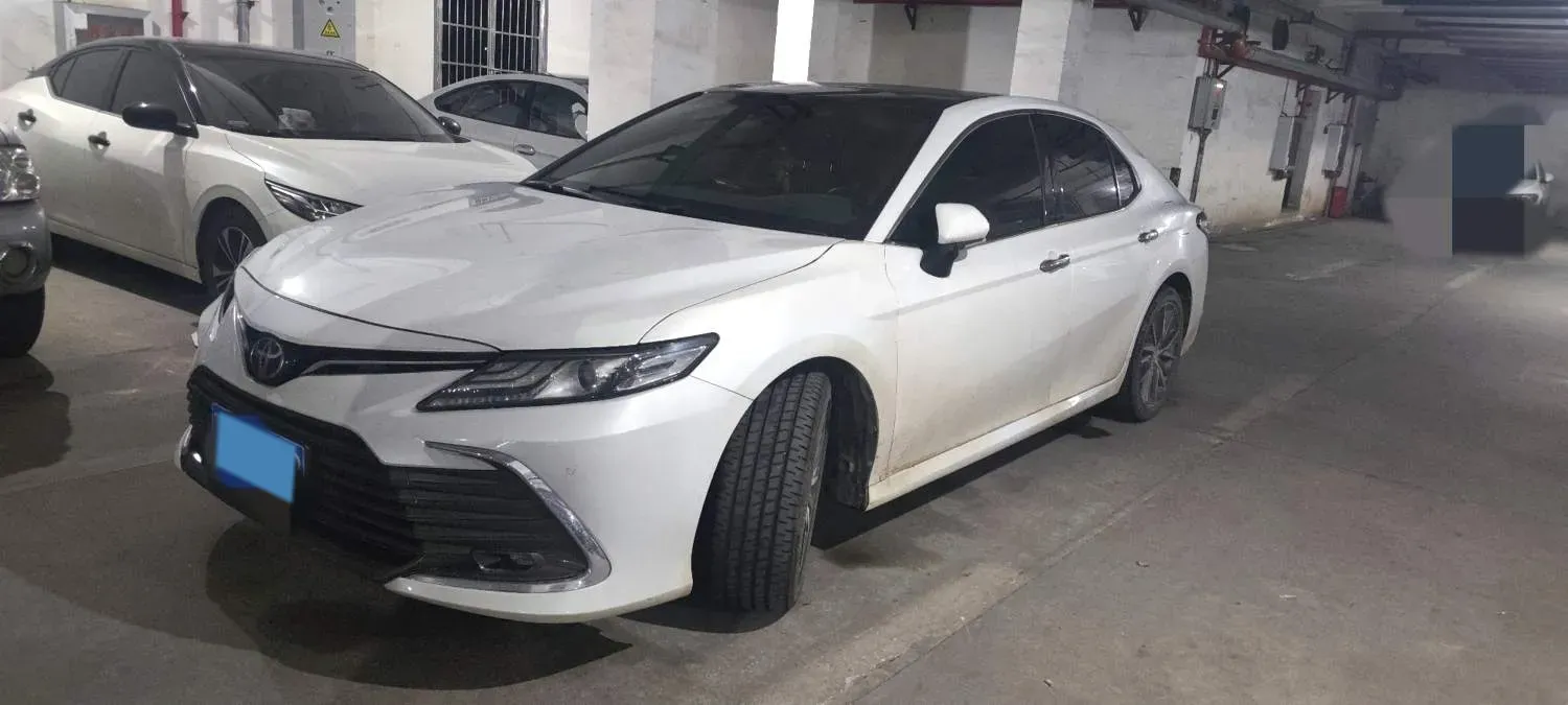 2021 Toyota Camry 2.5L 209HP L4 8AT,autocango,china used car exporter,china ev exporter,chinese used car exporter,chinese used ev exporter