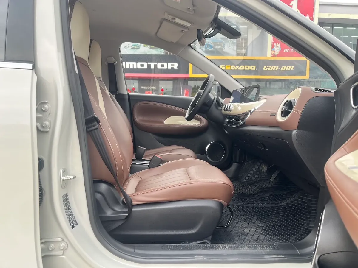 2023 WuLing BinGuo BEV 31.9KWH,autocango,china used car exporter,china ev exporter,chinese used car exporter,chinese used ev exporter