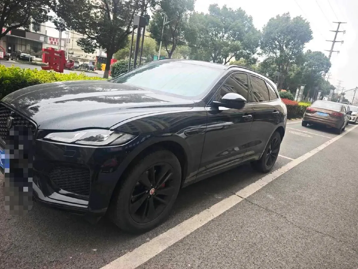2022 Jaguar F-PACE 2.0T 250HP L4 8AT,autocango,china used car exporter,china ev exporter,chinese used car exporter,chinese used ev exporter