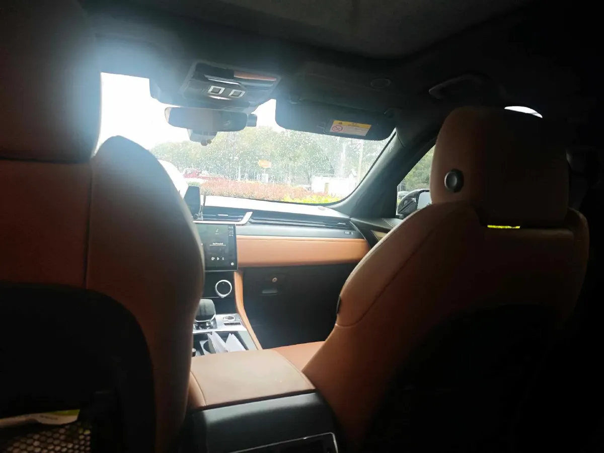 2022 Jaguar F-PACE 2.0T 250HP L4 8AT,autocango,china used car exporter,china ev exporter,chinese used car exporter,chinese used ev exporter