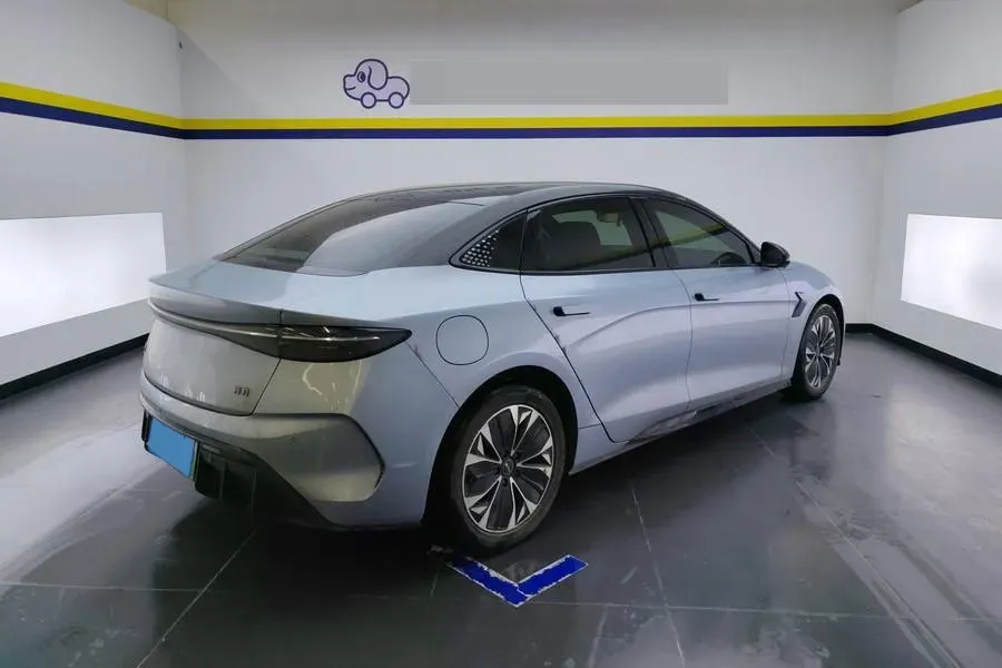 2022 MAXUS DaJia 5 BEV 70KWH,autocango,china used car exporter,china ev exporter,chinese used car exporter,chinese used ev exporter