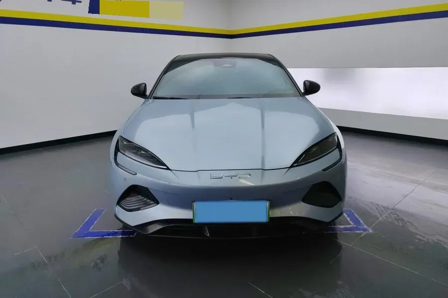 2022 MAXUS DaJia 5 BEV 70KWH,autocango,china used car exporter,china ev exporter,chinese used car exporter,chinese used ev exporter