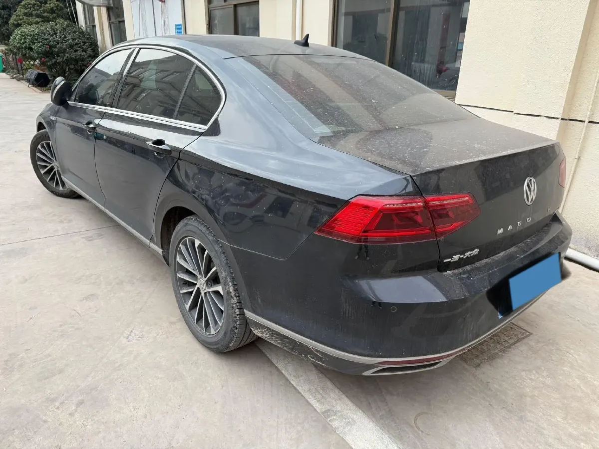 2020 Volkswagen Magotan 2.0T 186HP L4 7DCT,autocango,china used car exporter,china ev exporter,chinese used car exporter,chinese used ev exporter