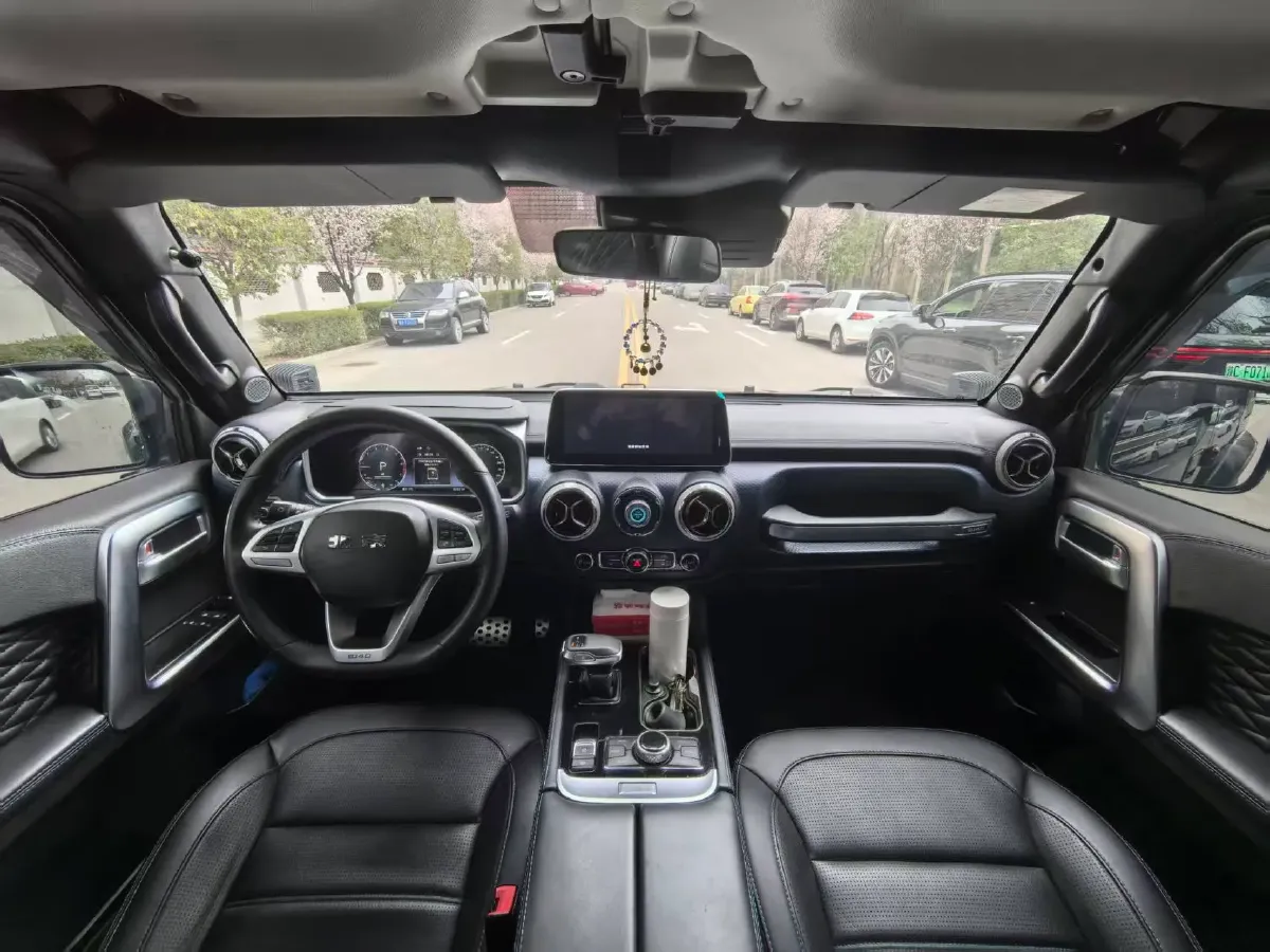 2020 Beijing BJ40 2.0T 224HP L4 8AT,autocango,china used car exporter,china ev exporter,chinese used car exporter,chinese used ev exporter