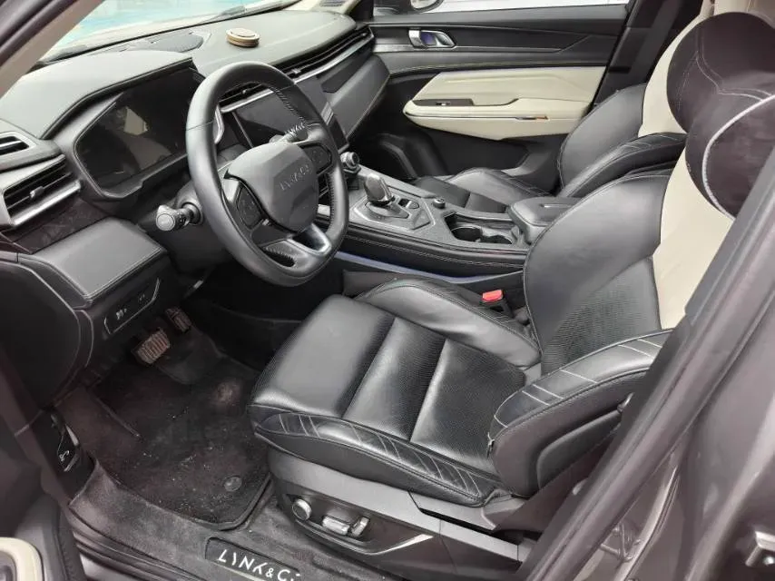 2020 LYNK&CO 05 2.0T 254HP L4 8AT,autocango,china used car exporter,china ev exporter,chinese used car exporter,chinese used ev exporter