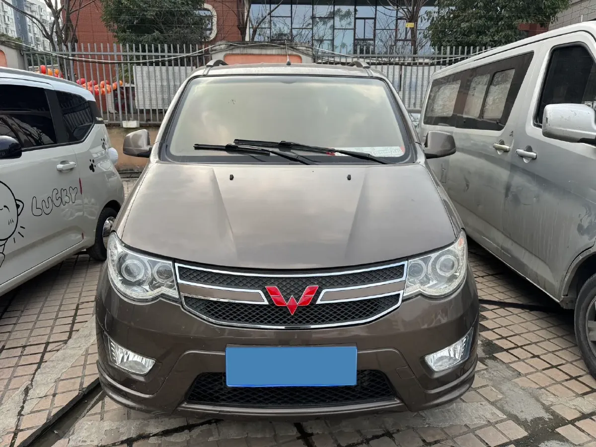 2016 WuLing HongGuang 1.5L 112HP L4 5MT,autocango,china used car exporter,china ev exporter,chinese used car exporter,chinese used ev exporter
