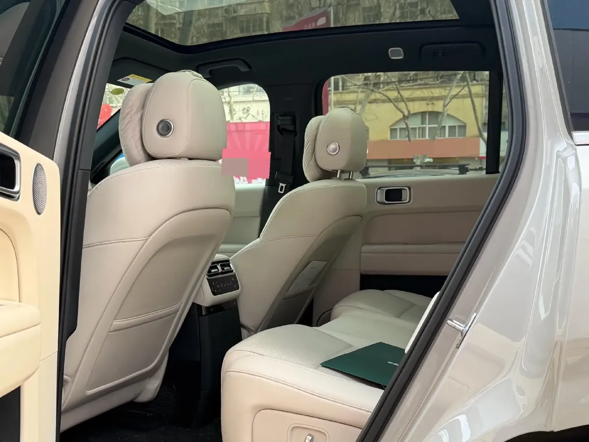 2024 Li L6 Range Extended 154HP L4 REEV 36.8KWH,autocango,china used car exporter,china ev exporter,chinese used car exporter,chinese used ev exporter