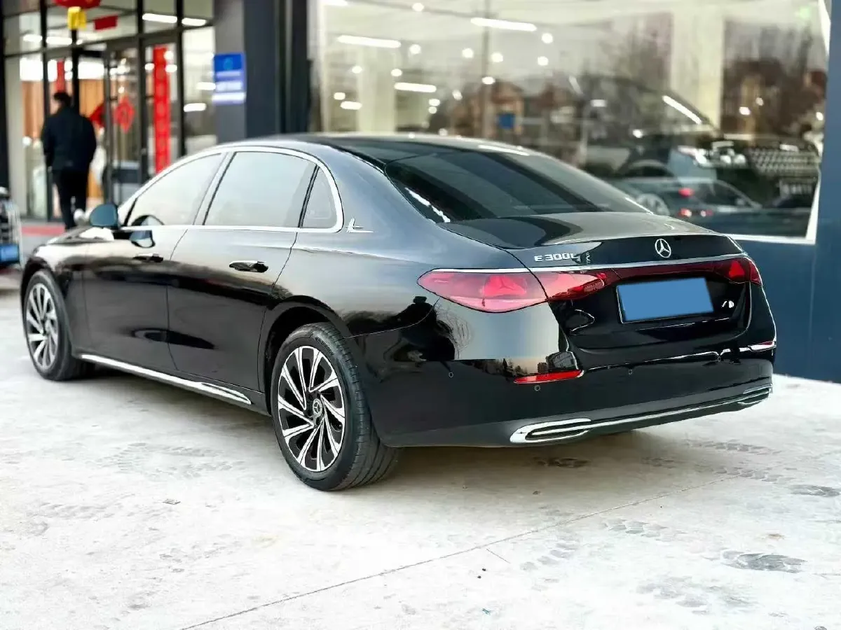 2025 Mercedes-Benz E Class 2.0T 204HP L4 9AT,autocango,china used car exporter,china ev exporter,chinese used car exporter,chinese used ev exporter