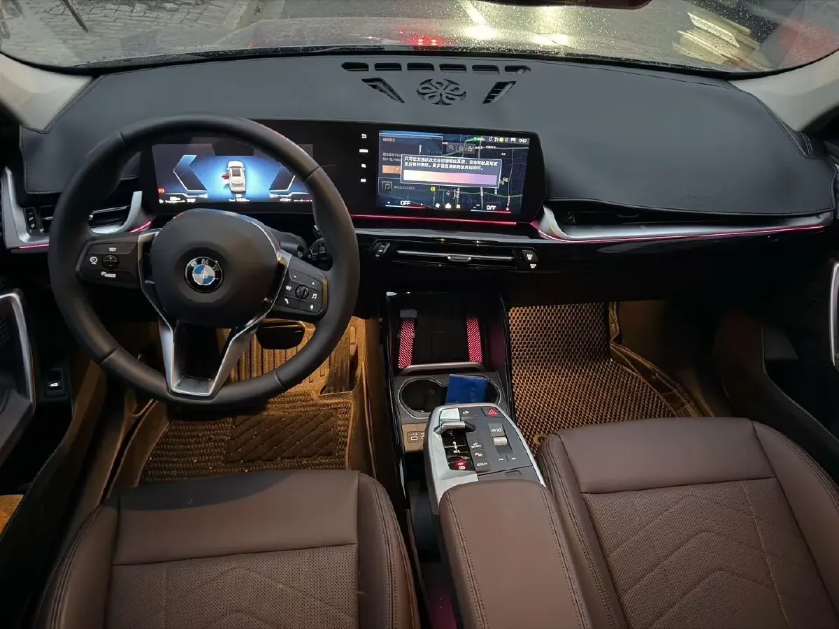 2024 BMW X1 2.0T 204HP L4 7DCT,autocango,china used car exporter,china ev exporter,chinese used car exporter,chinese used ev exporter