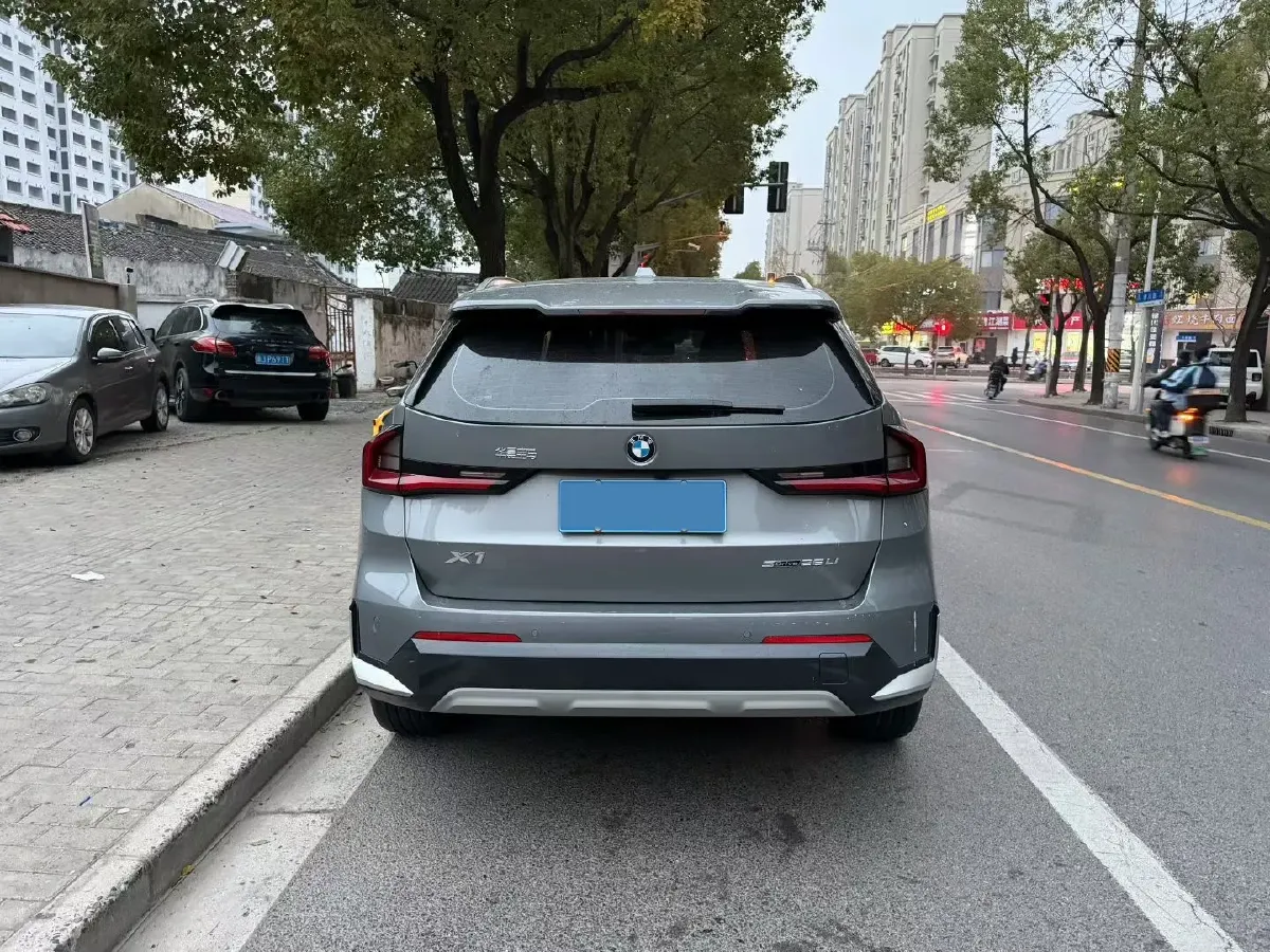 2024 BMW X1 2.0T 204HP L4 7DCT,autocango,china used car exporter,china ev exporter,chinese used car exporter,chinese used ev exporter