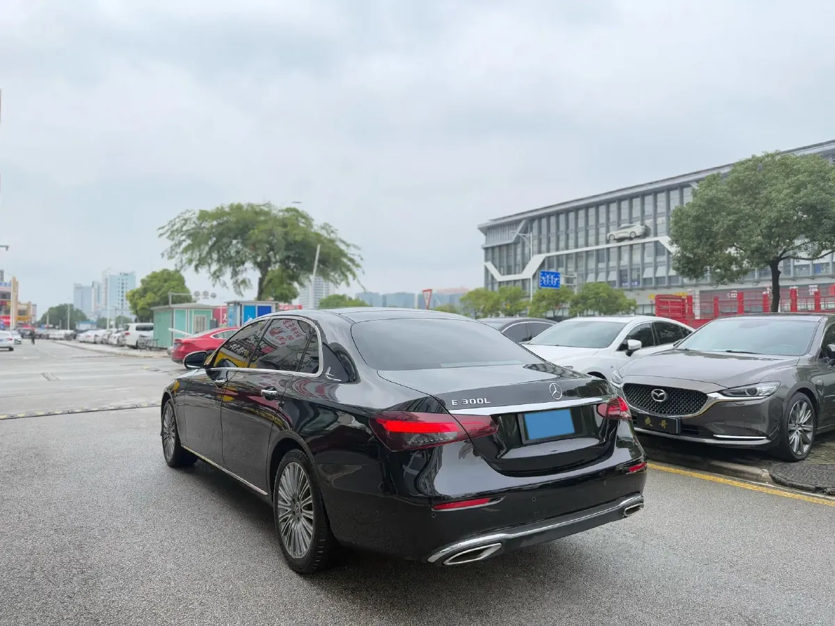 2021 Mercedes-Benz E Class 2.0T 258HP L4 9AT,autocango,china used car exporter,china ev exporter,chinese used car exporter,chinese used ev exporter