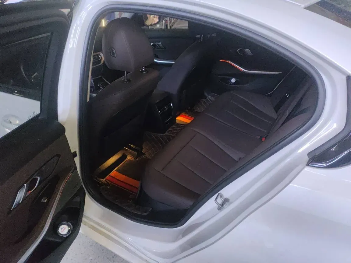 2021 BMW 3 Series 2.0T 184HP L4 8AT,autocango,china used car exporter,china ev exporter,chinese used car exporter,chinese used ev exporter