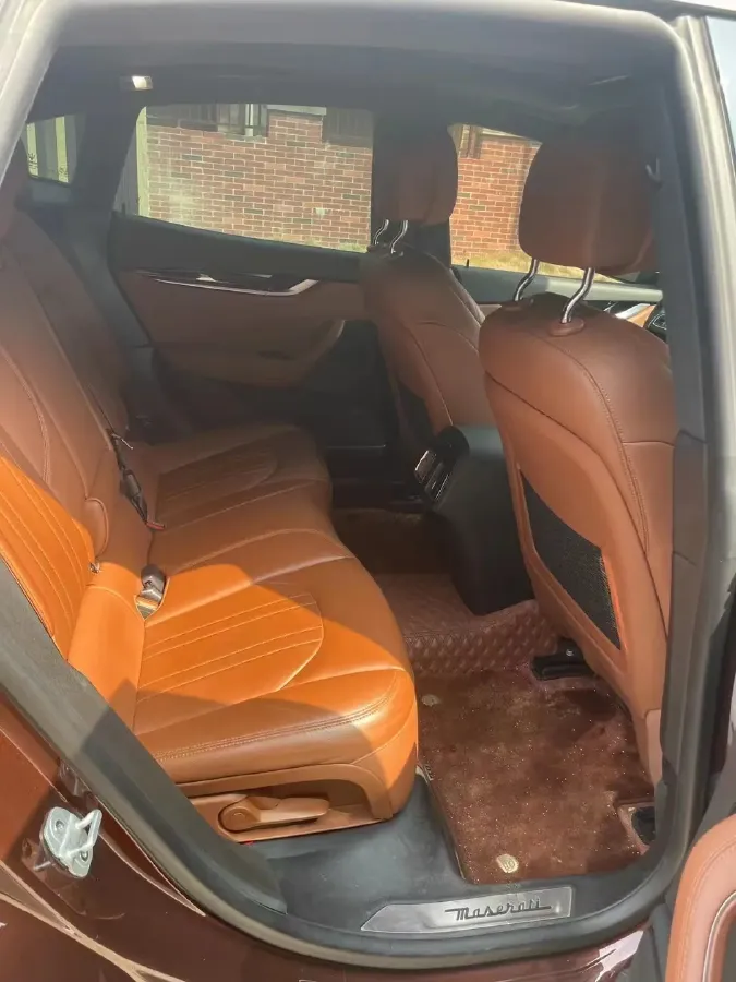 2021 Maserati Levante 3.0T 350HP V6 8AT,autocango,china used car exporter,china ev exporter,chinese used car exporter,chinese used ev exporter