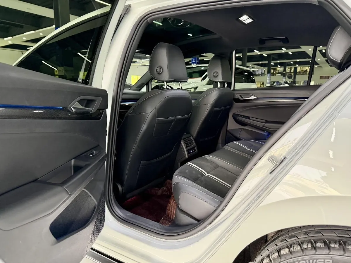 2021 Volkswagen Golf 1.4T 150HP L4 7DCT,autocango,china used car exporter,china ev exporter,chinese used car exporter,chinese used ev exporter