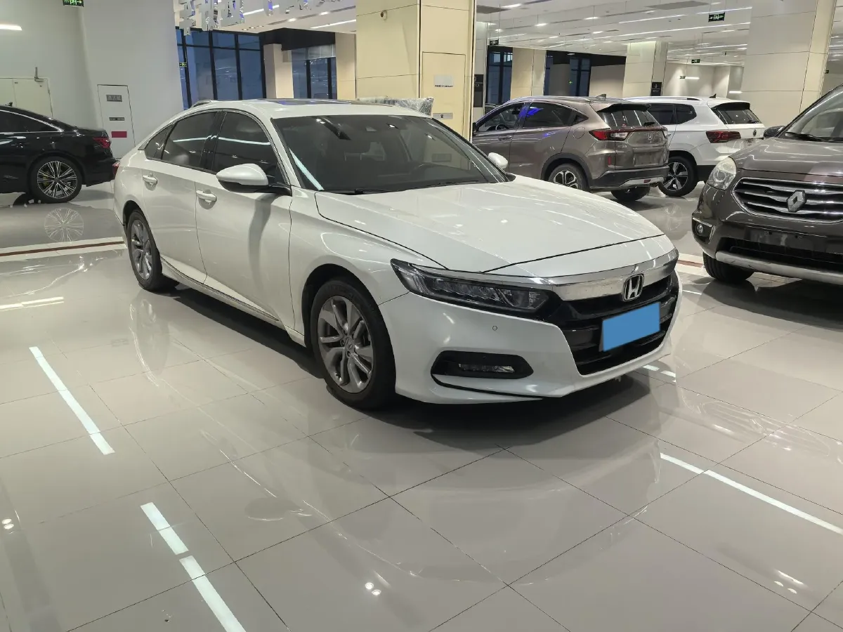 2021 Honda Accord 1.5T 194HP L4 CVT,autocango,china used car exporter,china ev exporter,chinese used car exporter,chinese used ev exporter
