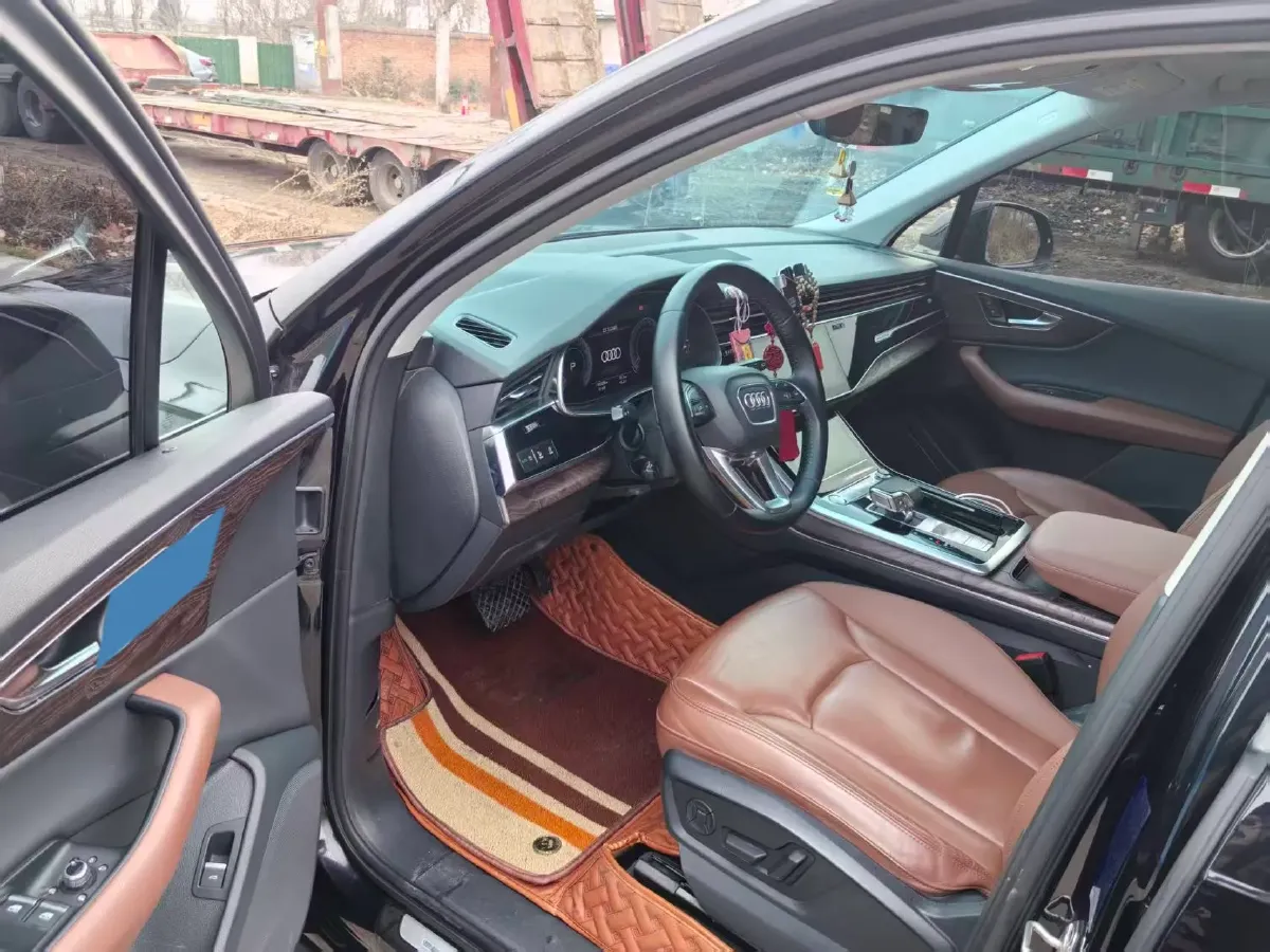 2020 Audi Q7 3.0T 340HP V6 8AT,autocango,china used car exporter,china ev exporter,chinese used car exporter,chinese used ev exporter