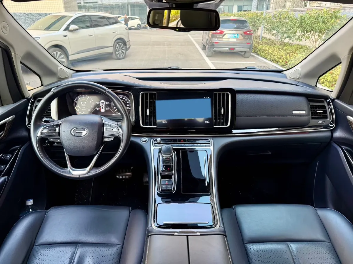 2021 GAC Trumpchi M8 2.0T 252HP L4 8AT,autocango,china used car exporter,china ev exporter,chinese used car exporter,chinese used ev exporter