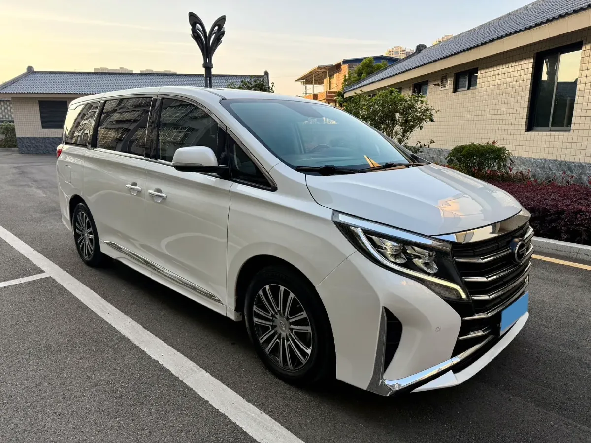 2021 GAC Trumpchi M8 2.0T 252HP L4 8AT,autocango,china used car exporter,china ev exporter,chinese used car exporter,chinese used ev exporter