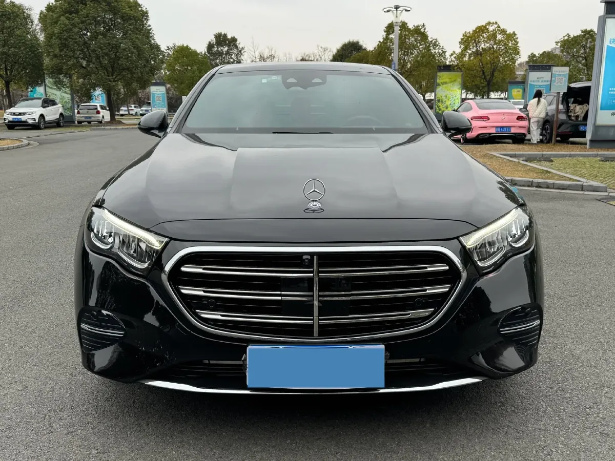 2025 Mercedes-Benz E Class 2.0T 258HP L4 9AT,autocango,china used car exporter,china ev exporter,chinese used car exporter,chinese used ev exporter