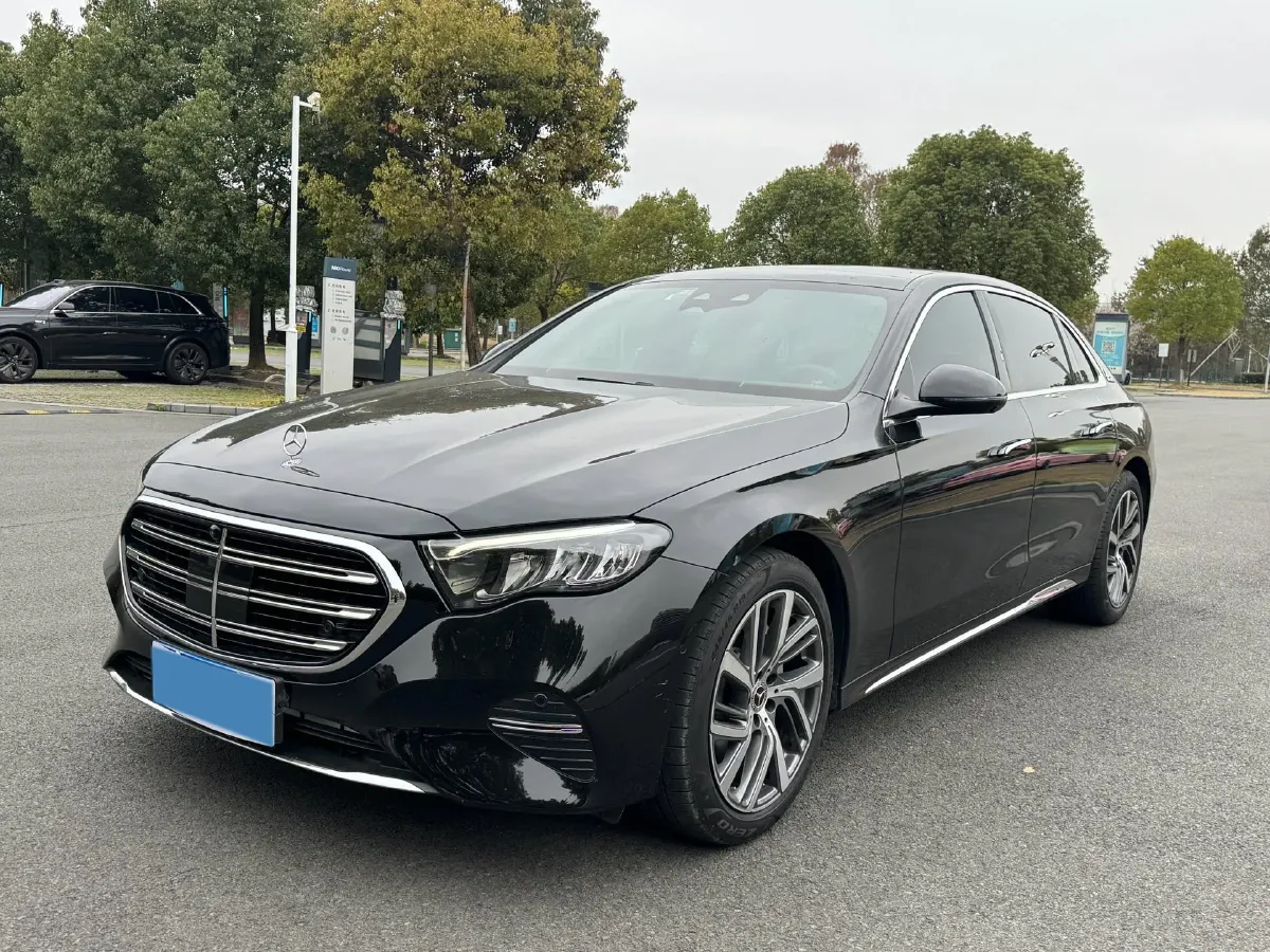 2025 Mercedes-Benz E Class 2.0T 258HP L4 9AT,autocango,china used car exporter,china ev exporter,chinese used car exporter,chinese used ev exporter