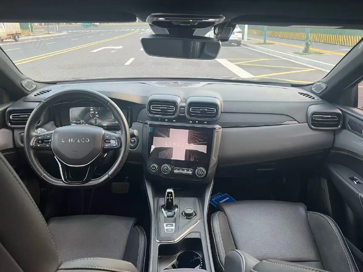 2021 LYNK&CO 03 2.0T 190HP L4 6AT,autocango,china used car exporter,china ev exporter,chinese used car exporter,chinese used ev exporter