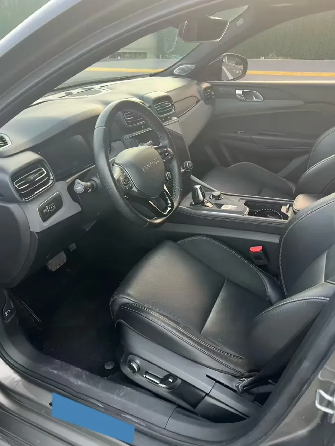 2021 LYNK&CO 03 2.0T 190HP L4 6AT,autocango,china used car exporter,china ev exporter,chinese used car exporter,chinese used ev exporter