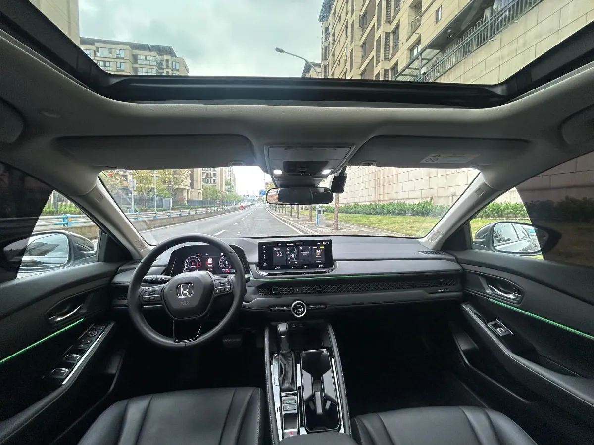 2025 Honda Accord 1.5T 192HP L4 CVT,autocango,china used car exporter,china ev exporter,chinese used car exporter,chinese used ev exporter