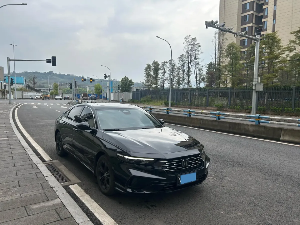 2025 Honda Accord 1.5T 192HP L4 CVT,autocango,china used car exporter,china ev exporter,chinese used car exporter,chinese used ev exporter