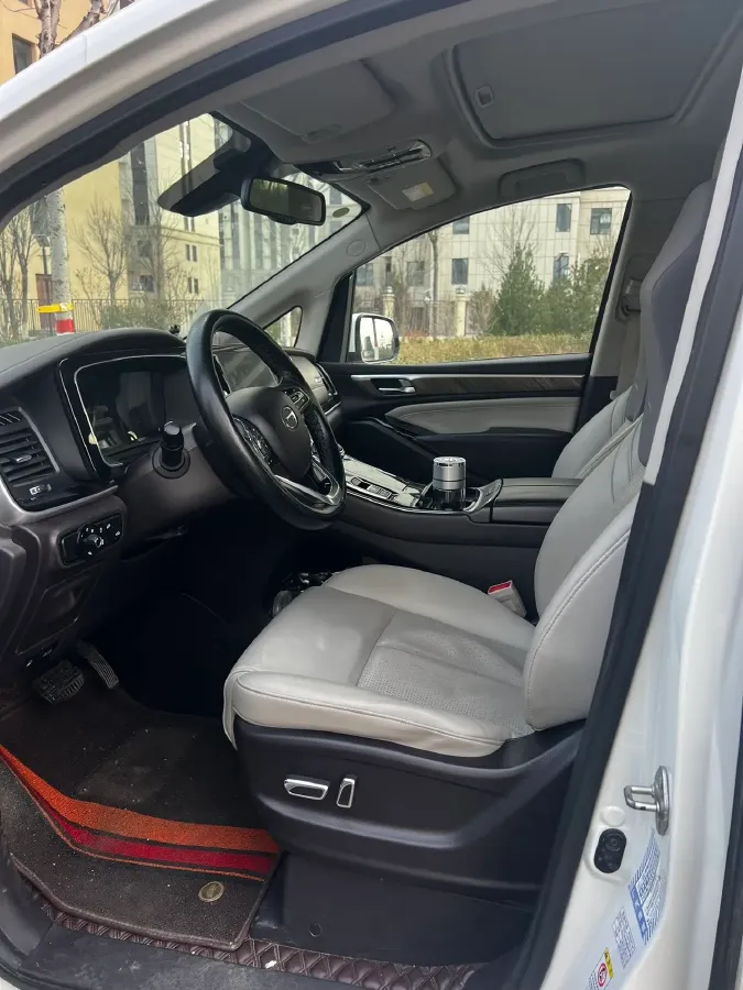 2021 GAC Trumpchi M8 2.0T 252HP L4 8AT,autocango,china used car exporter,china ev exporter,chinese used car exporter,chinese used ev exporter