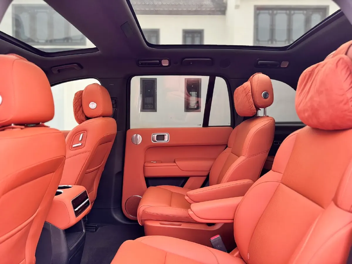 2023 Li L8 Range Extended 154HP REEV 40.9KWH,autocango,china used car exporter,china ev exporter,chinese used car exporter,chinese used ev exporter