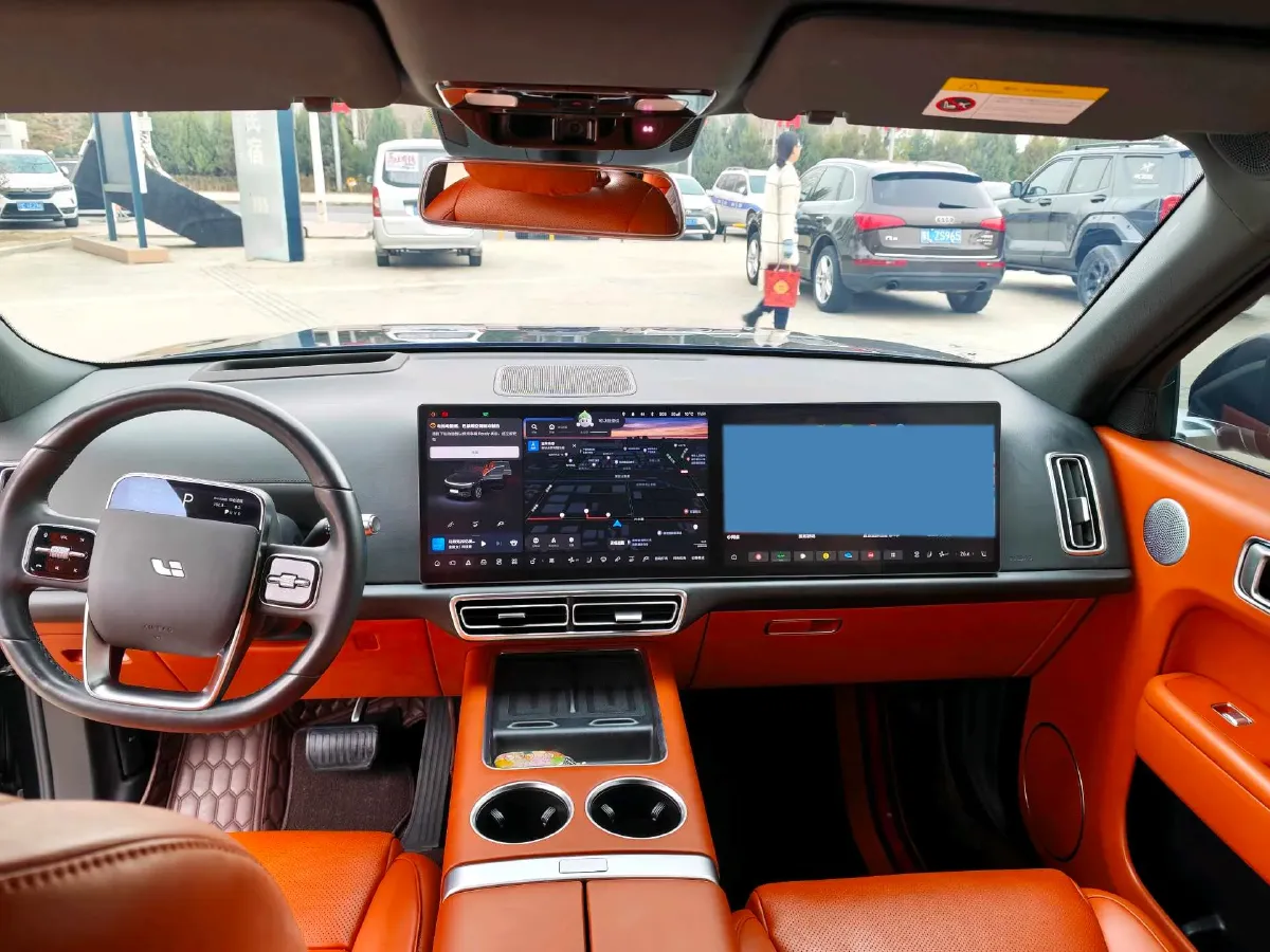 2024 Volvo S60 2.0T 197HP L4 7DCT,autocango,china used car exporter,china ev exporter,chinese used car exporter,chinese used ev exporter