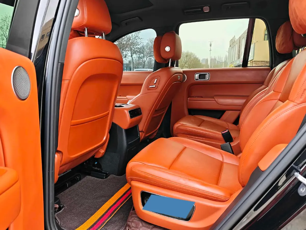 2024 Volvo S60 2.0T 197HP L4 7DCT,autocango,china used car exporter,china ev exporter,chinese used car exporter,chinese used ev exporter