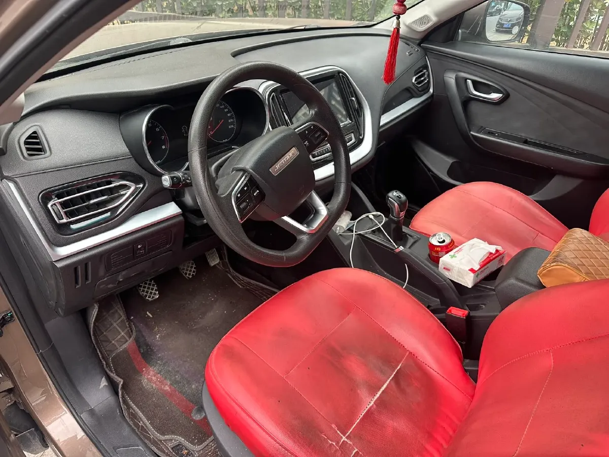 2020 Jetour X70M 1.5T 156HP L4 6MT,autocango,china used car exporter,china ev exporter,chinese used car exporter,chinese used ev exporter