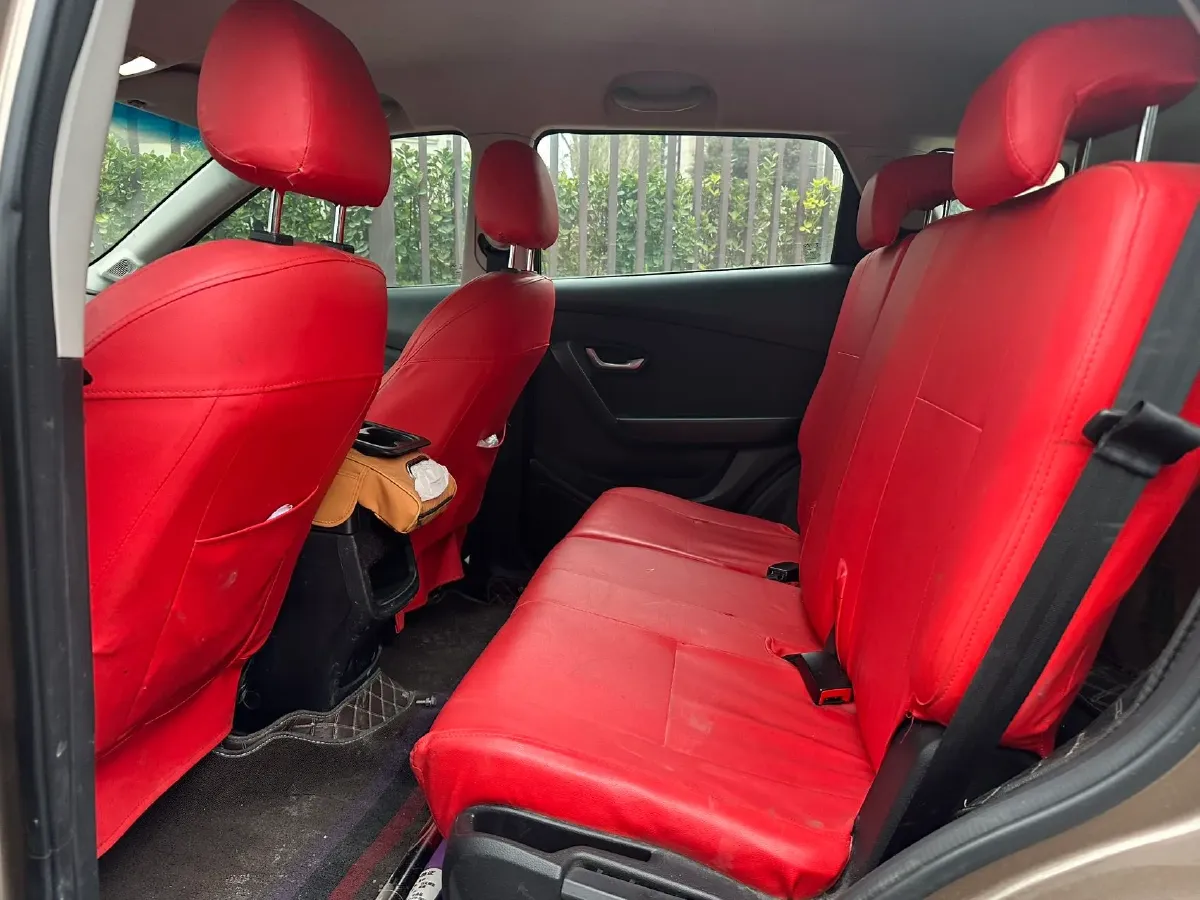 2020 Jetour X70M 1.5T 156HP L4 6MT,autocango,china used car exporter,china ev exporter,chinese used car exporter,chinese used ev exporter