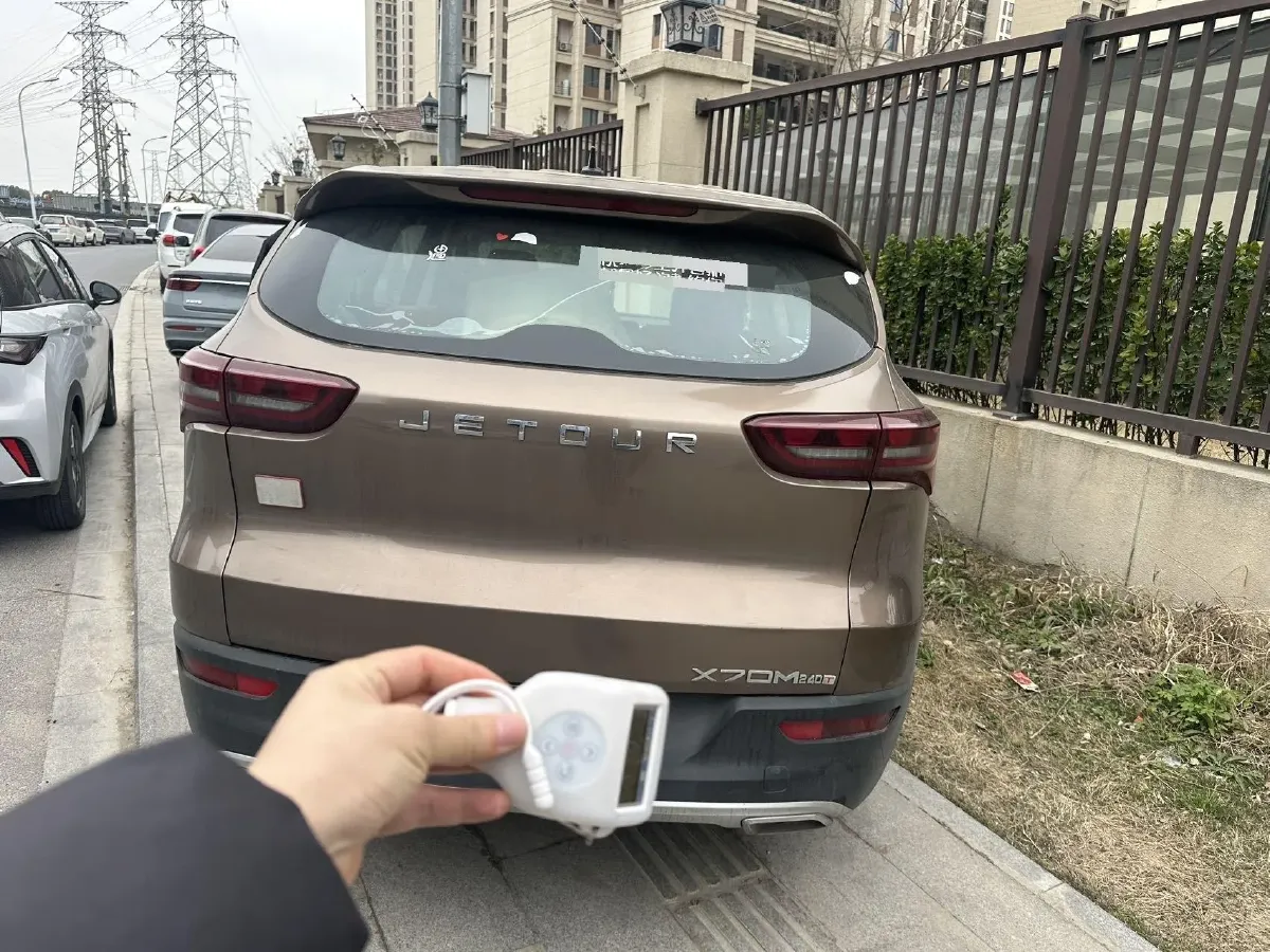 2020 Jetour X70M 1.5T 156HP L4 6MT,autocango,china used car exporter,china ev exporter,chinese used car exporter,chinese used ev exporter