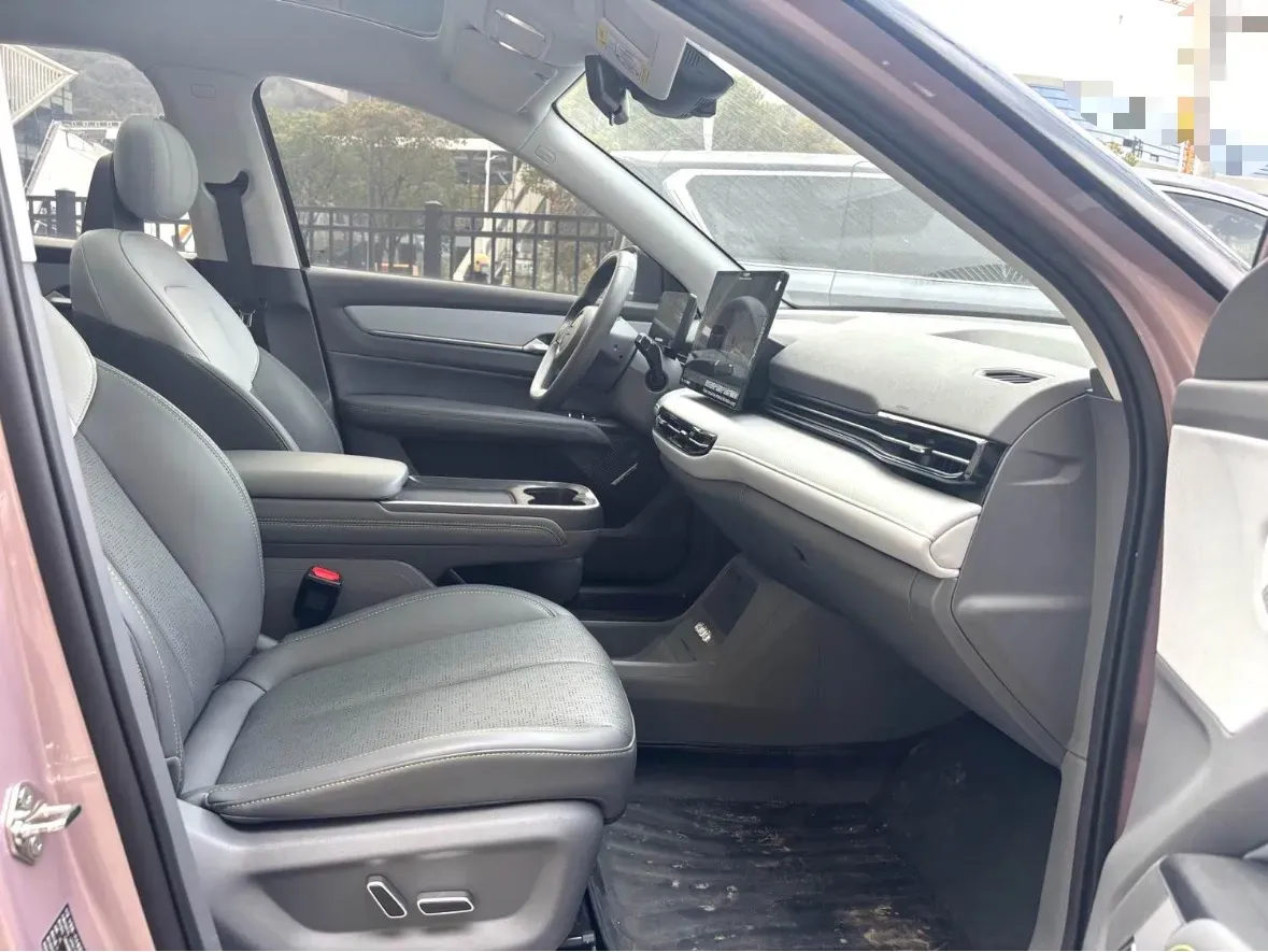 2025 Bestune YueYi 03 BEV 61.47KWH,autocango,china used car exporter,china ev exporter,chinese used car exporter,chinese used ev exporter