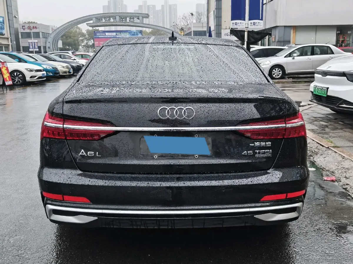 2021 Audi A6L 2.0T 190HP L4 7DCT,autocango,china used car exporter,china ev exporter,chinese used car exporter,chinese used ev exporter