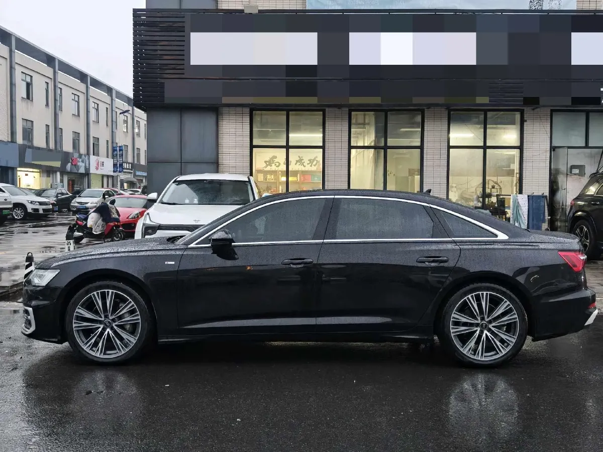 2021 Audi A6L 2.0T 190HP L4 7DCT,autocango,china used car exporter,china ev exporter,chinese used car exporter,chinese used ev exporter