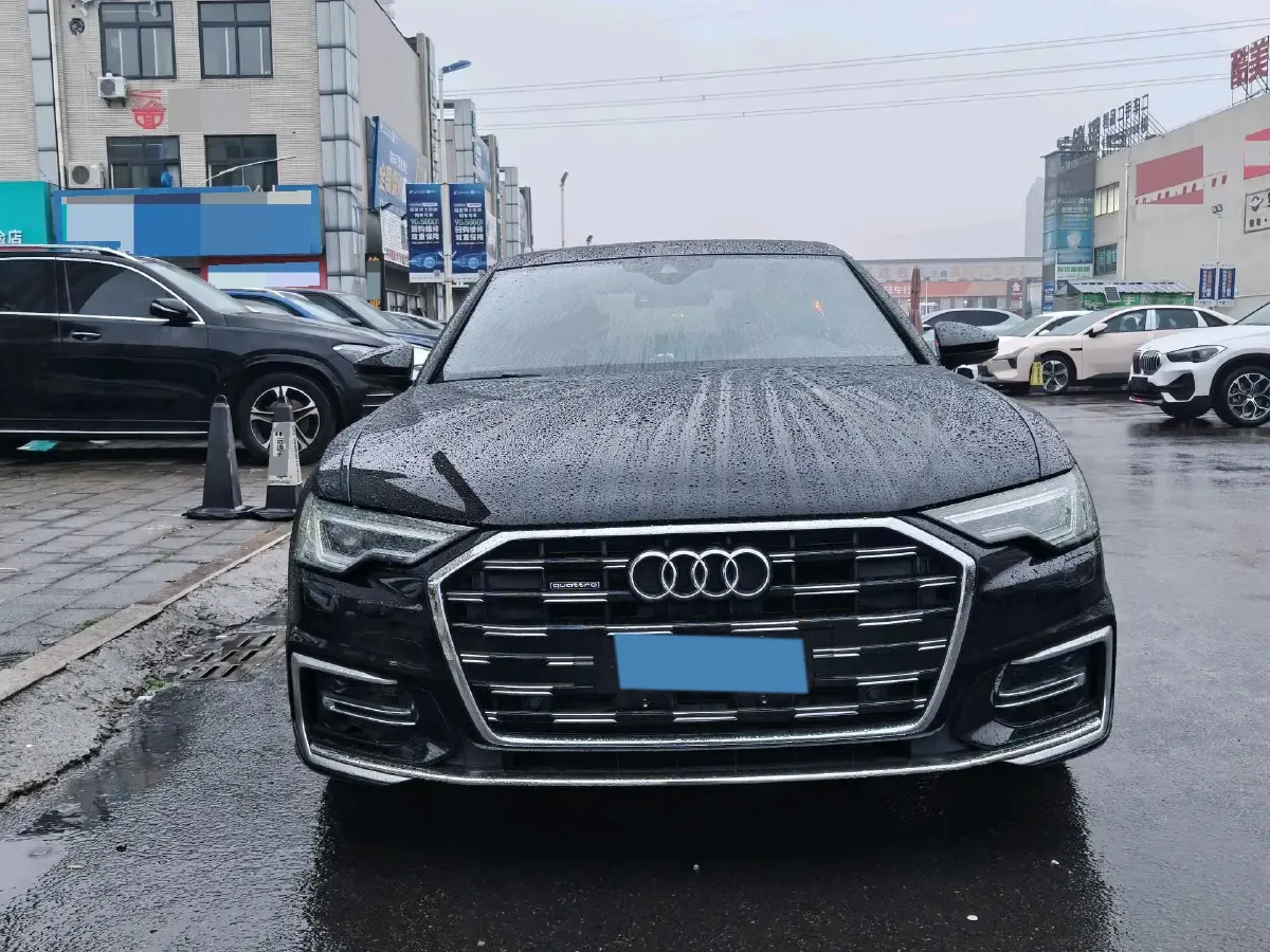 2021 Audi A6L 2.0T 190HP L4 7DCT,autocango,china used car exporter,china ev exporter,chinese used car exporter,chinese used ev exporter
