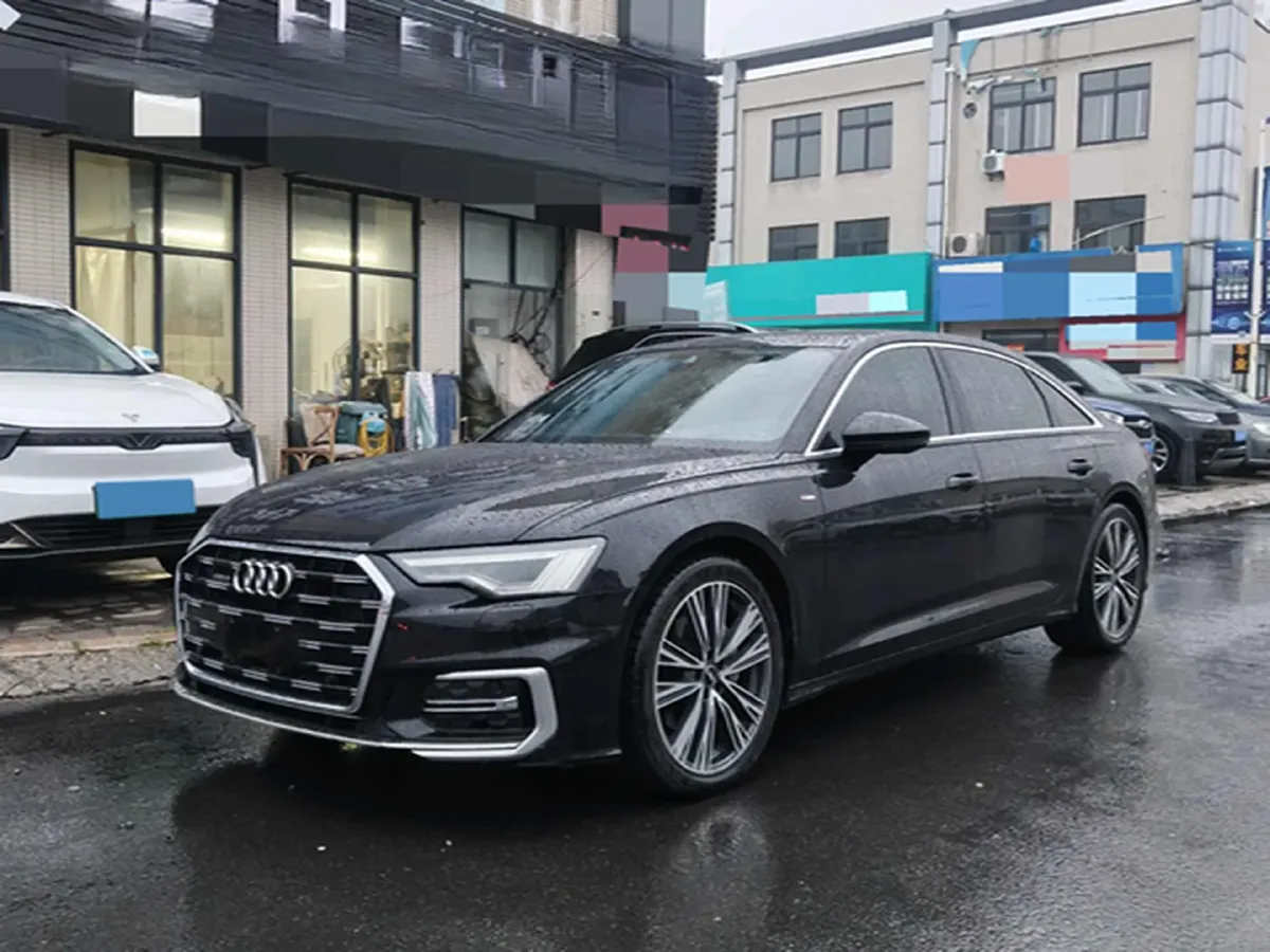 2021 Audi A6L 2.0T 190HP L4 7DCT,autocango,china used car exporter,china ev exporter,chinese used car exporter,chinese used ev exporter