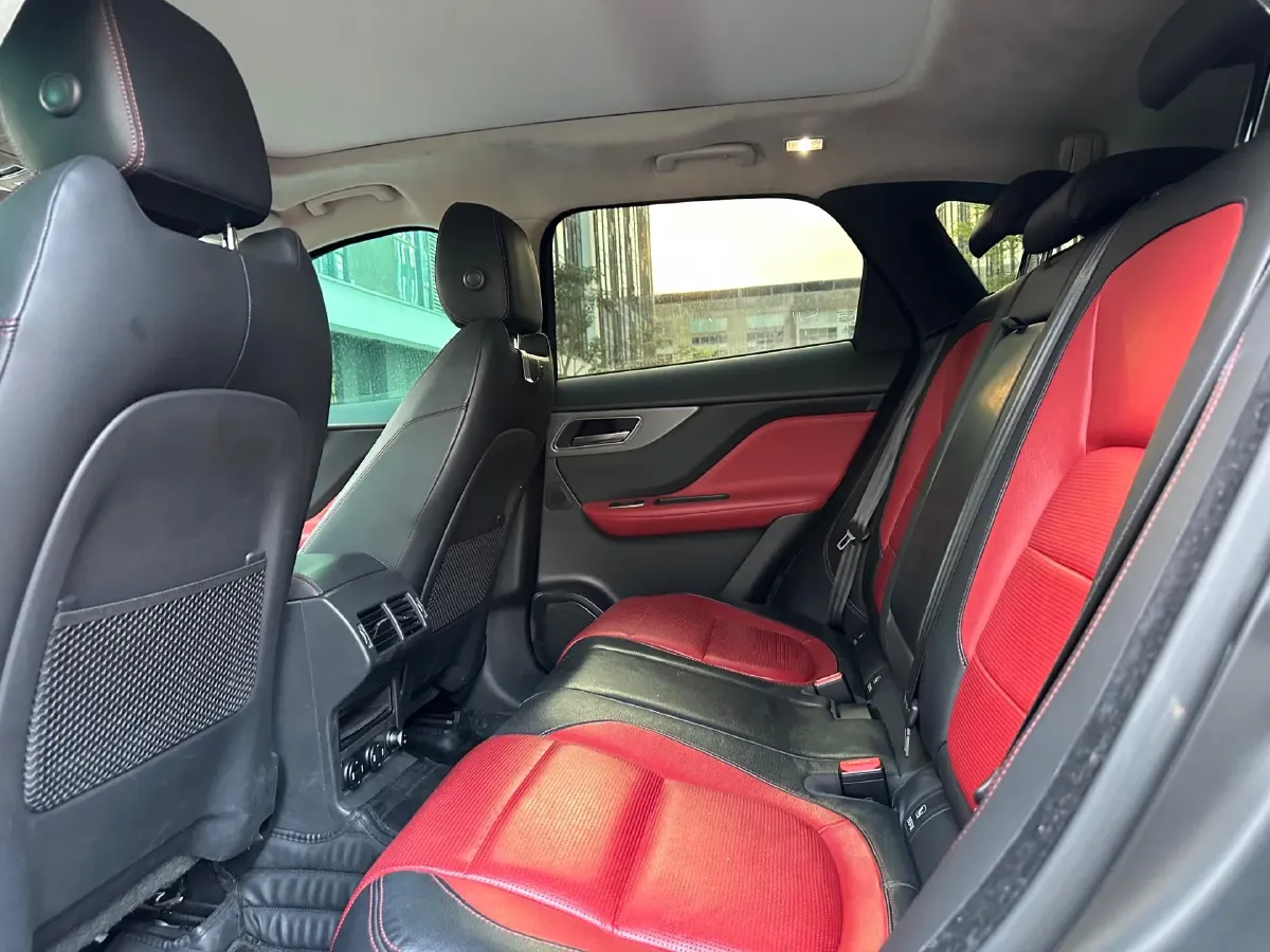 2020 Jaguar F-PACE 2.0T 250HP L4 8AT,autocango,china used car exporter,china ev exporter,chinese used car exporter,chinese used ev exporter