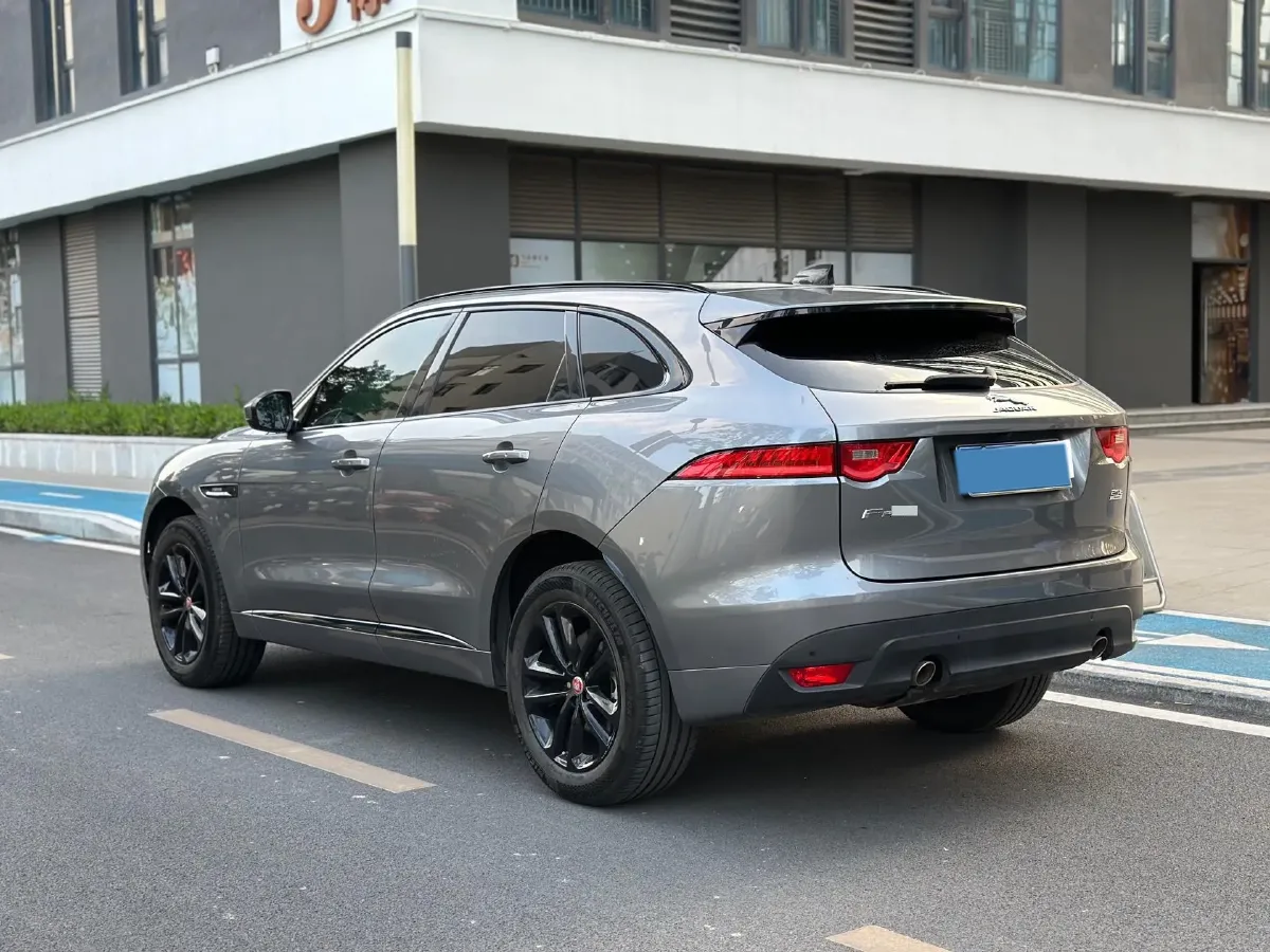 2020 Jaguar F-PACE 2.0T 250HP L4 8AT,autocango,china used car exporter,china ev exporter,chinese used car exporter,chinese used ev exporter