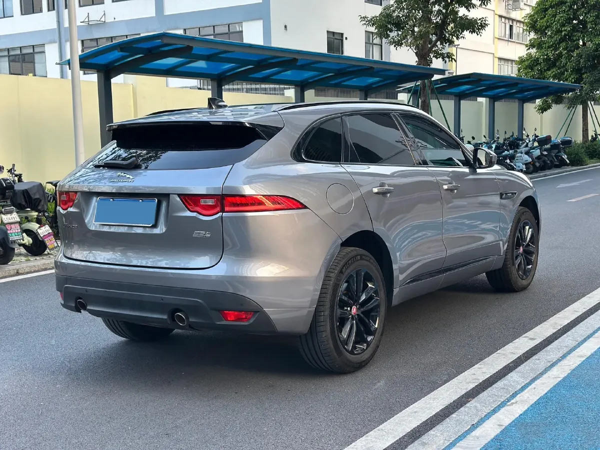 2020 Jaguar F-PACE 2.0T 250HP L4 8AT,autocango,china used car exporter,china ev exporter,chinese used car exporter,chinese used ev exporter