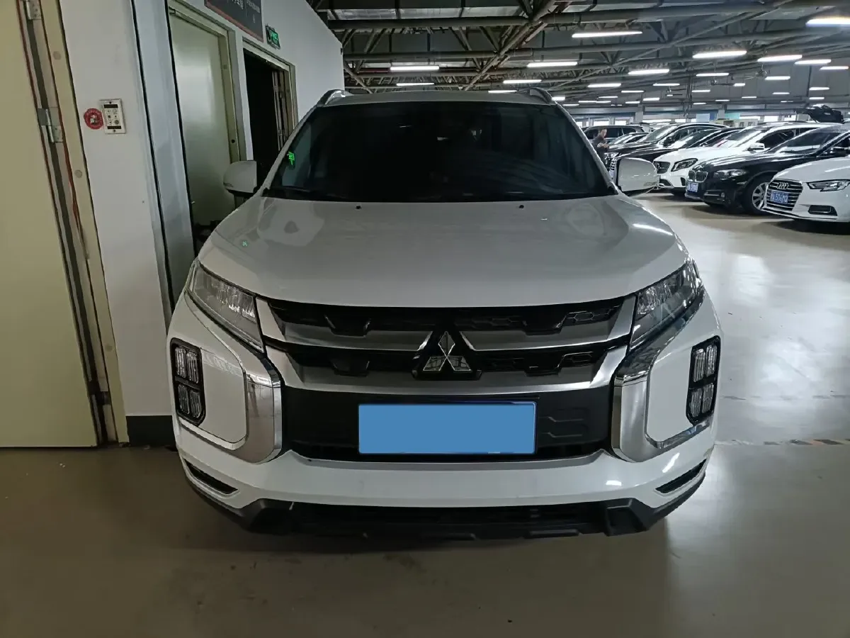 2020 Mitsubishi ASX 2.0L 166HP L4 CVT,autocango,china used car exporter,china ev exporter,chinese used car exporter,chinese used ev exporter